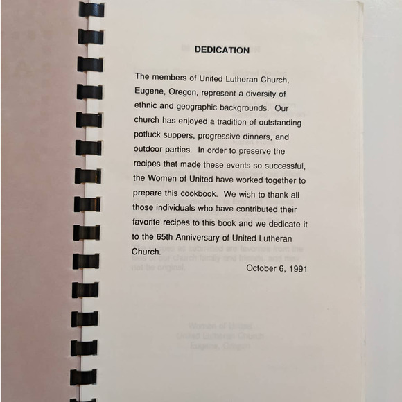 A Through L Bring Hot Dish (1991) Cookbook United Lutheran Church Eugene Oregon - Picture 3 of 10